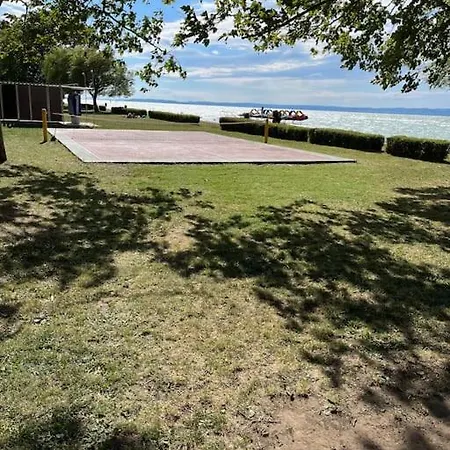 Summer Vibe Apartment