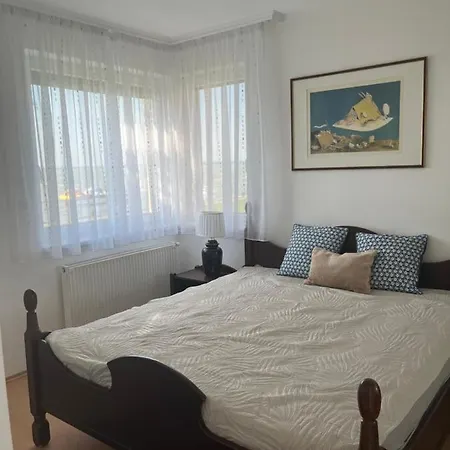 Apartment Summer Vibe