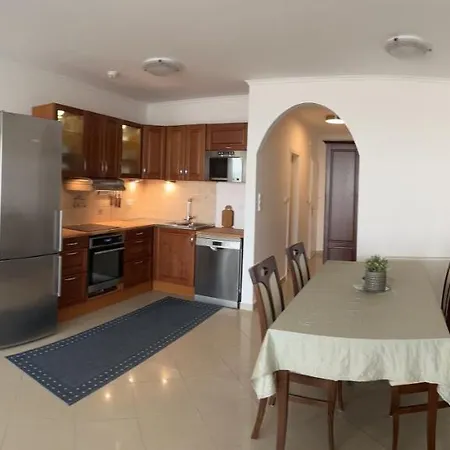 Summer Vibe - First Floor *